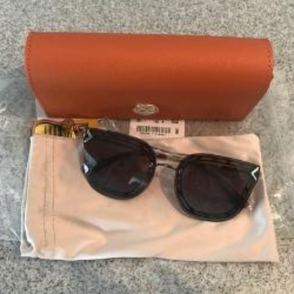 New GENUINE Tory Burch Cobalt Black Cat Sunglasses main image 5